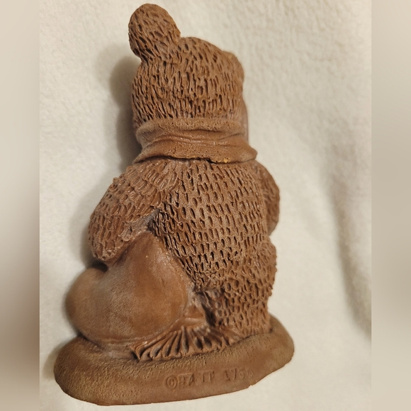 Vintage 1987 #1750 Pecan Resin Ski Bear Figurine with Base - Picture 2 of 9